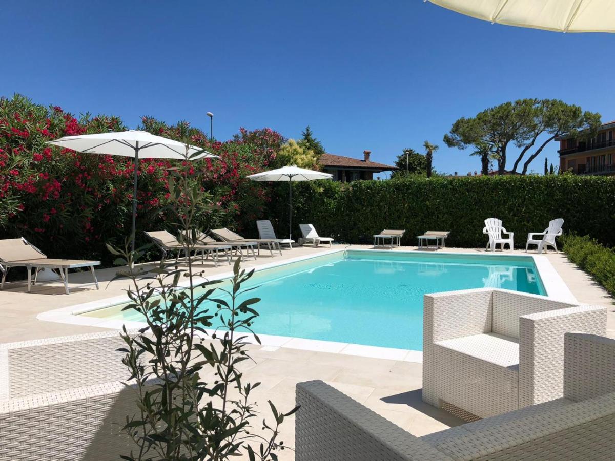 Appartamento Cinciarella Sirmione Exteriér fotografie